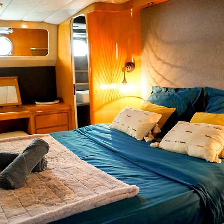 Yacht Aquamarina Vieux Port La Rochelle Hotell La Rochelle  Exteriör bild