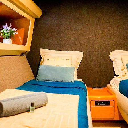 Yacht Aquamarina Vieux Port La Rochelle Hotell La Rochelle  Exteriör bild