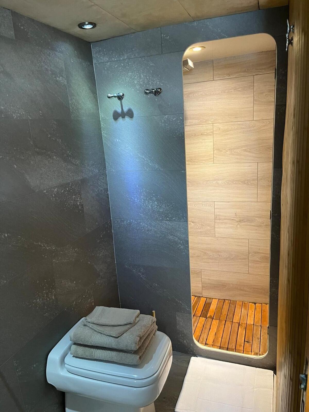 Yacht Aquamarina Vieux Port La Rochelle Hotell La Rochelle  Exteriör bild
